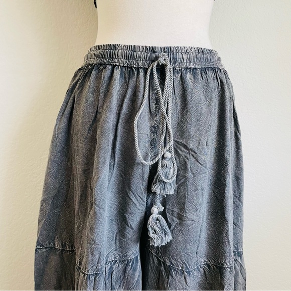 Cute Options Flowy Whitewashed Gray Ruffled Wide Leg Pants - Picture 4 of 10